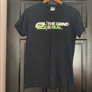 THE GRIND IS REAL black t shirt